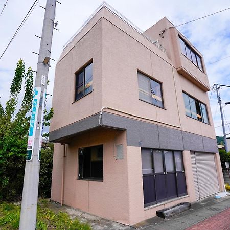 【寿家】3F建 スカイビューテラス付き！新装開店　より道の湯すぐ横 Villa Tsuru Esterno foto